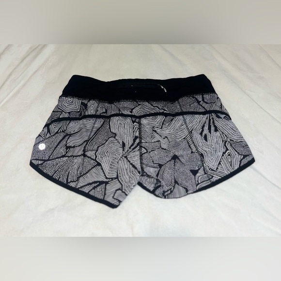 lululemon athletica Pants - Lululemon Speed-Up Shorts